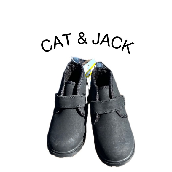 NWT Cat & Jack Kids Ankle boots with Velcro closure. No strings to tie! - Picture 2 of 9